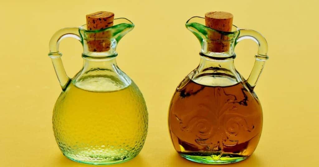 Vinegar and Water as microwave cleaner