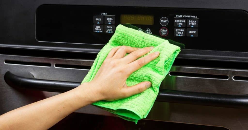 Cleaning stainless steal appliances