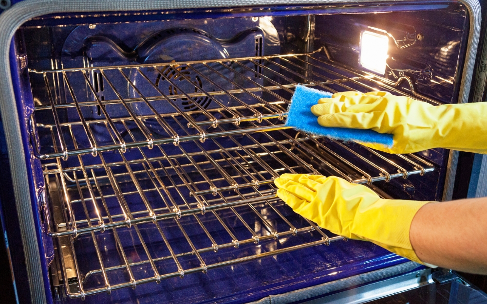 cleaning greasy oven racks