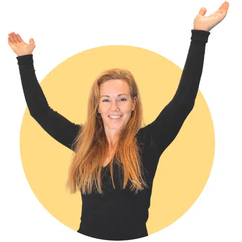 happy client at hellamaid