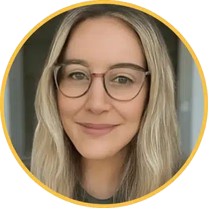 Alexa, your friendly local cleaning expert from Hellamaid in New Westminster, ensuring your home stays spotless every time.