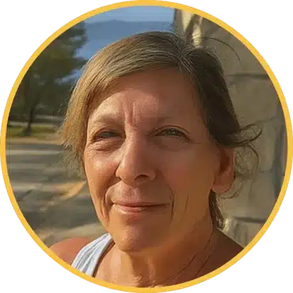Olive, your dedicated local cleaning expert from Hellamaid in Richmond, providing reliable and thorough cleaning services.