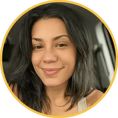 Stephanie, your dedicated local cleaner from Hellamaid in Scarborough, offering high-quality and efficient cleaning services for a spotless home.