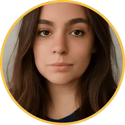 Wendy, your dedicated local cleaner from Hellamaid in St. Albert, delivering top-notch and thorough cleaning solutions for your home.