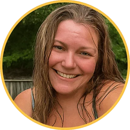 Lorelie, your trusted local cleaner from Hellamaid in Surrey, delivering meticulous and personalized cleaning solutions.