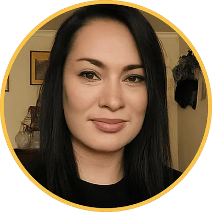 Angeline, your trusted local cleaner from Hellamaid in Toronto, providing high-quality and reliable home cleaning services.
