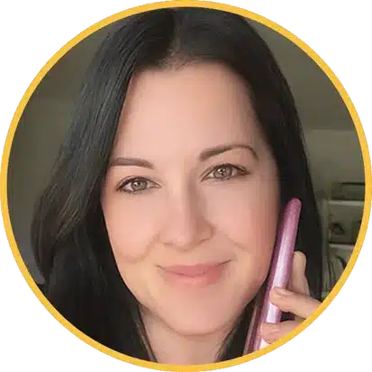 Steph, your trusted local cleaning expert from Hellamaid in Whitby, offering reliable and thorough cleaning services.